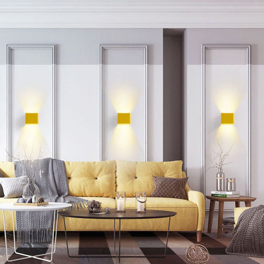 SquareLumi | Elegant Firkantet Vegglampe for Moderne Interiør