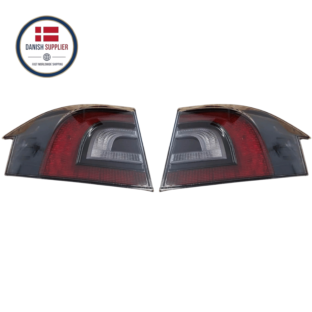 Model S outer tail light