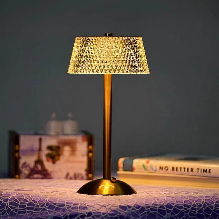 RadiantGlow | Krystall Bordlampe i Elegant Design