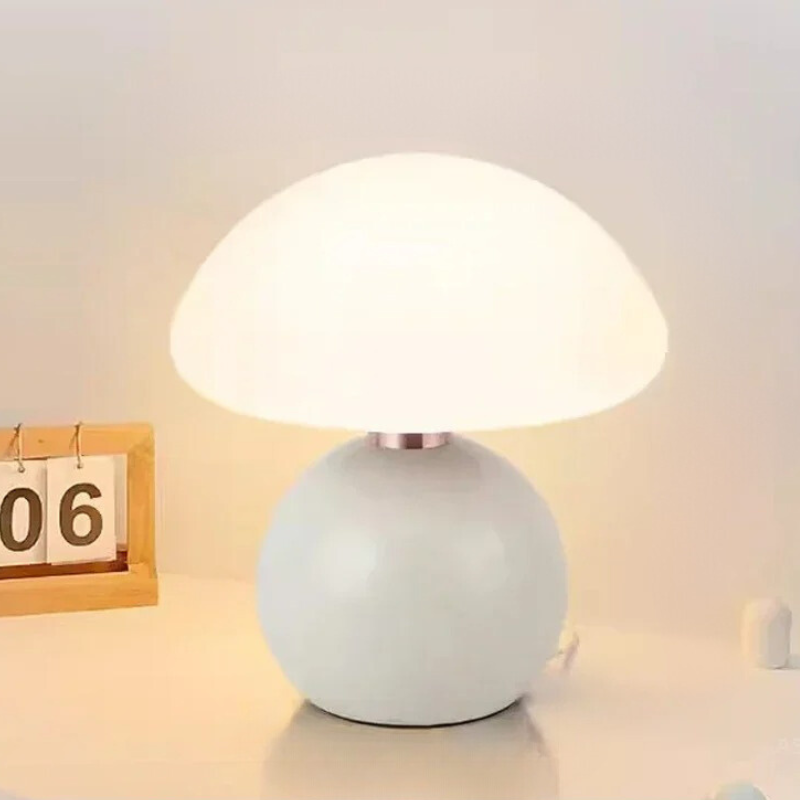 CreamMushroom | Liten Keramikkbordlampe
