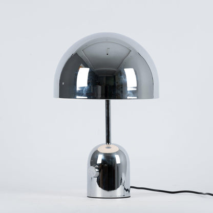 Chimelight | Klokkeformet Bordlampe for Elegant Belysning