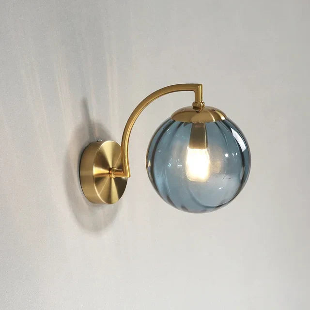 LumiGlass | Elegant Vegglampe i Moderne Design
