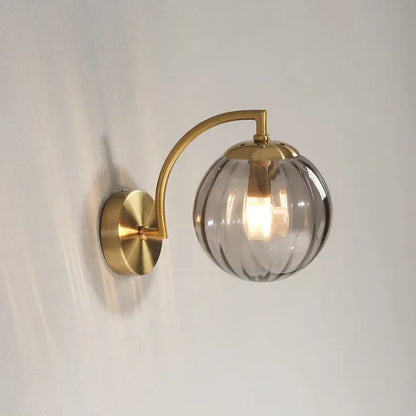 LumiGlass | Elegant Vegglampe i Moderne Design