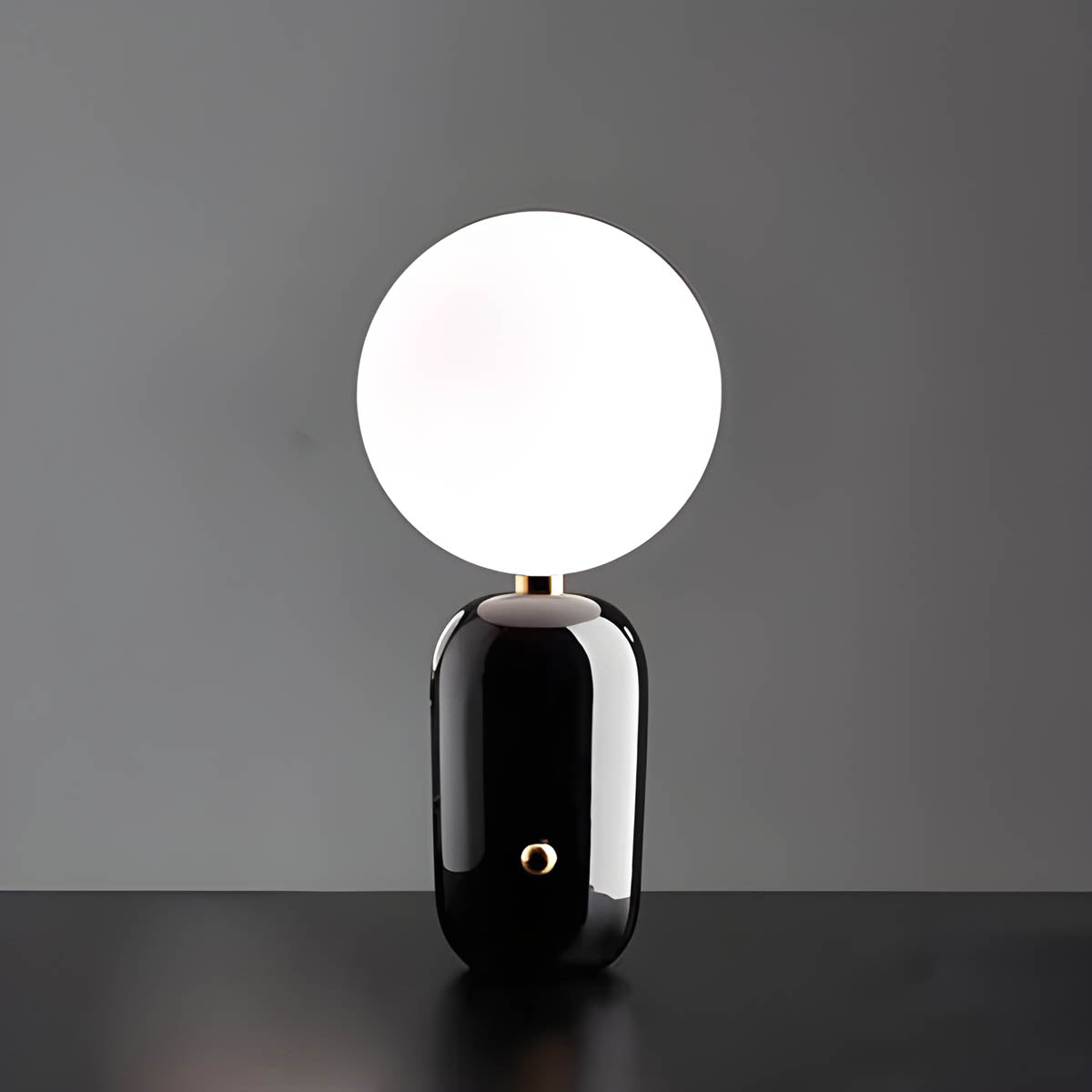 PureEssence | Enkel og Elegant Lampe for Hjemmet