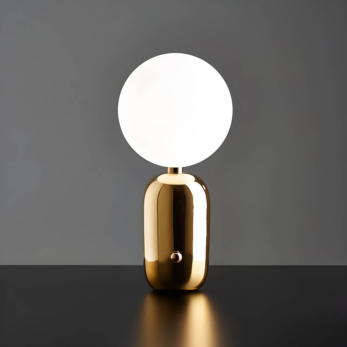 PureEssence | Enkel og Elegant Lampe for Hjemmet