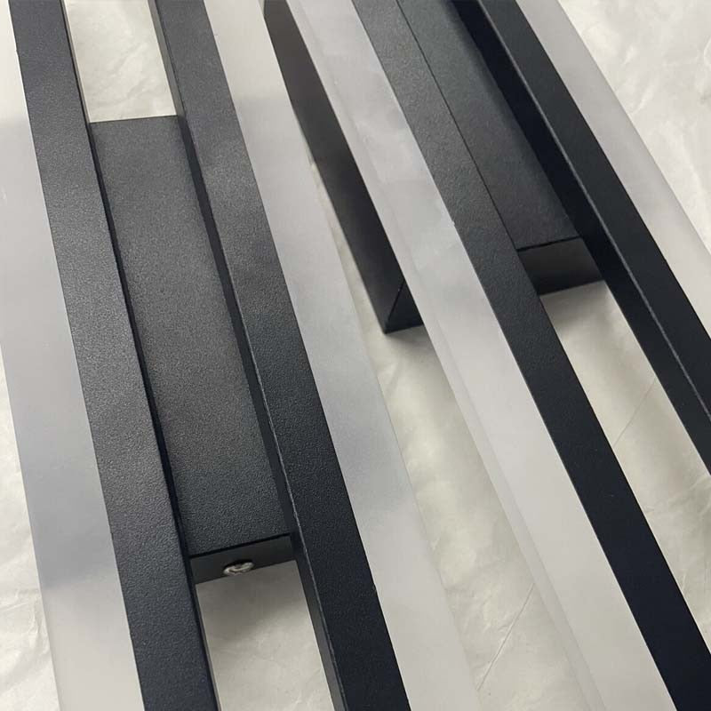 Brightwave | Langstrakt LED-vegglys med Striper