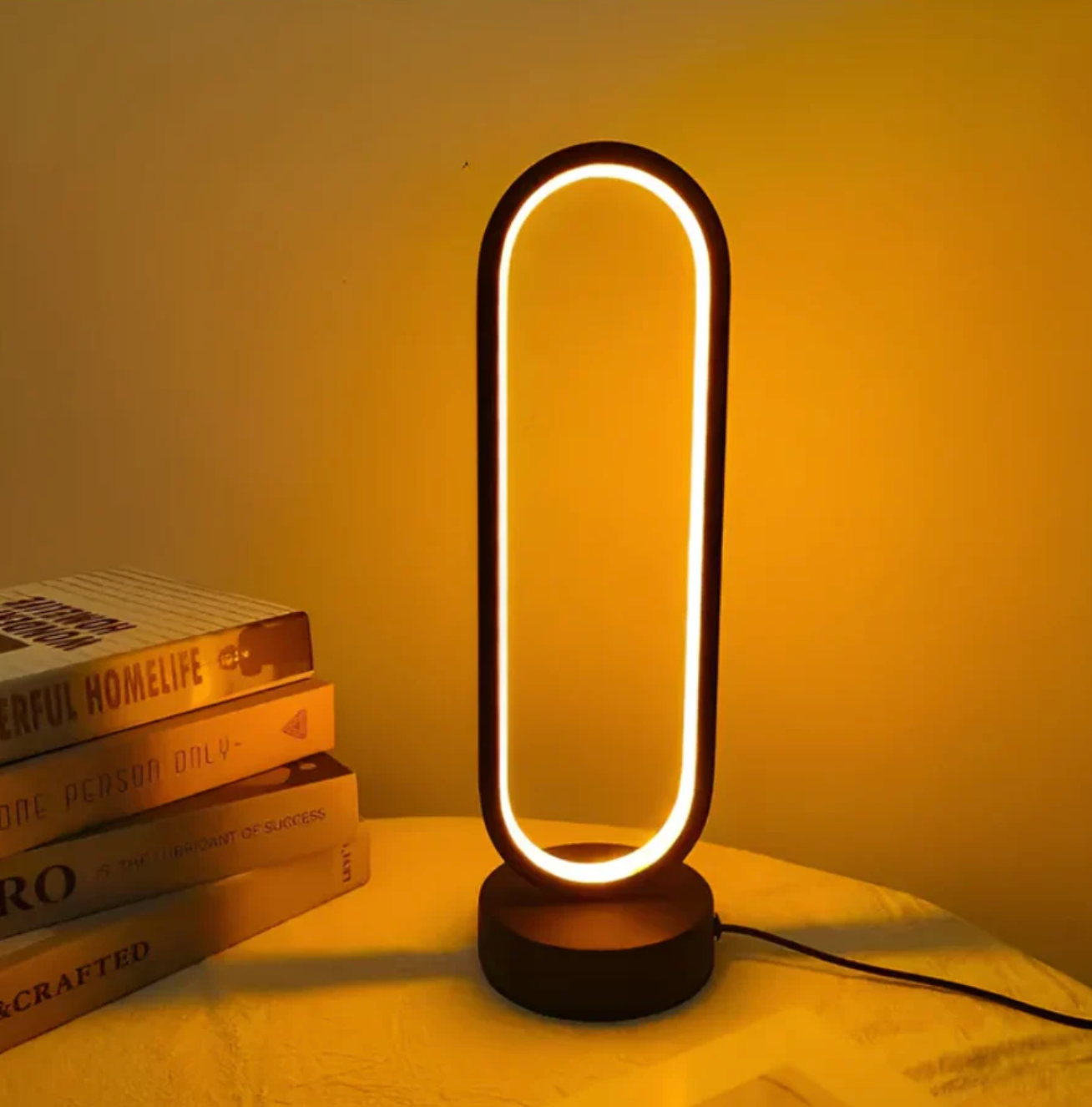 OvalTouch | Dimbare Moderne LED-Lampe med 3 Farger