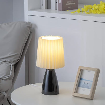NovaRadiance | Moderne og Elegant Bordlampe