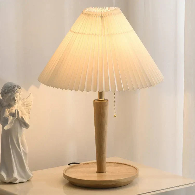 VintageLumi | Retro Bordlampe i Tre for en Stilfull Interiør